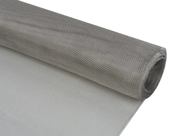 Rede mosquiteira em alumínio ideal para prevenir a passagem de insetos. São rolos com 30 Mts com malha de 1X1.5mm.