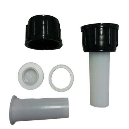 Tampa para jerrican que inclui vedante, parte roscada bem como a bica para o derrame do liquido.